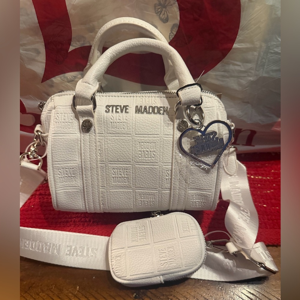 Steve Madden White Mini Bag Set with Heart Charm